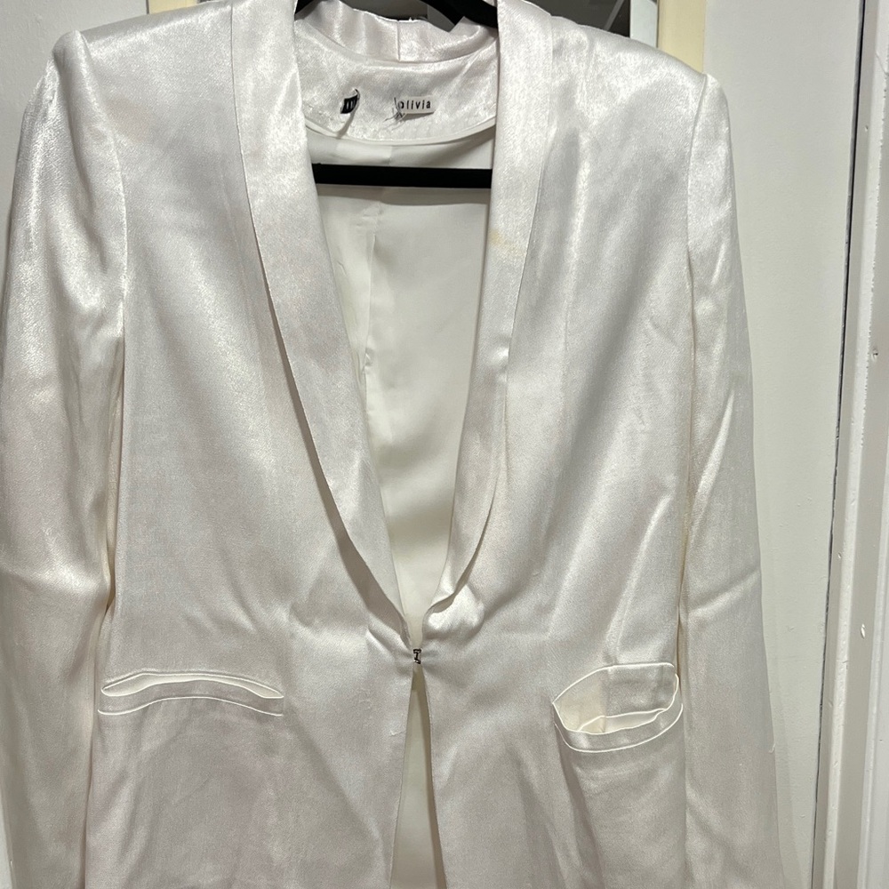 Alice + Olivia Elegant White Blazer